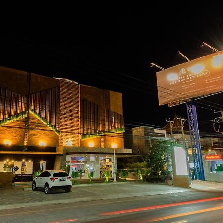 Berry Biz Hotel Sunset Road Σεμινιάκ Εξωτερικό φωτογραφία