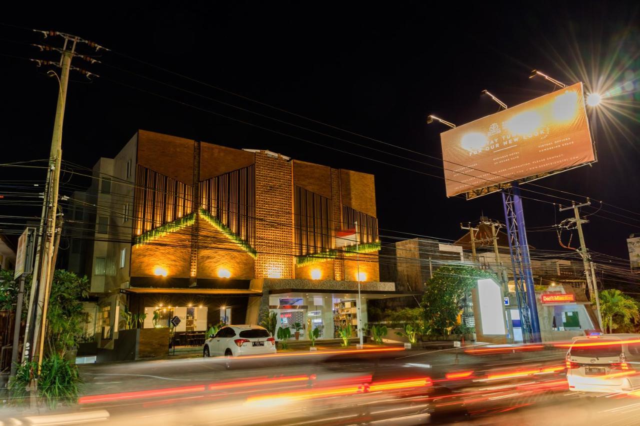 Berry Biz Hotel Sunset Road Σεμινιάκ Εξωτερικό φωτογραφία
