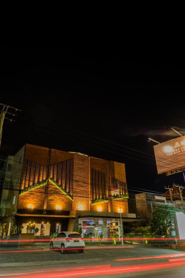 Berry Biz Hotel Sunset Road Σεμινιάκ Εξωτερικό φωτογραφία