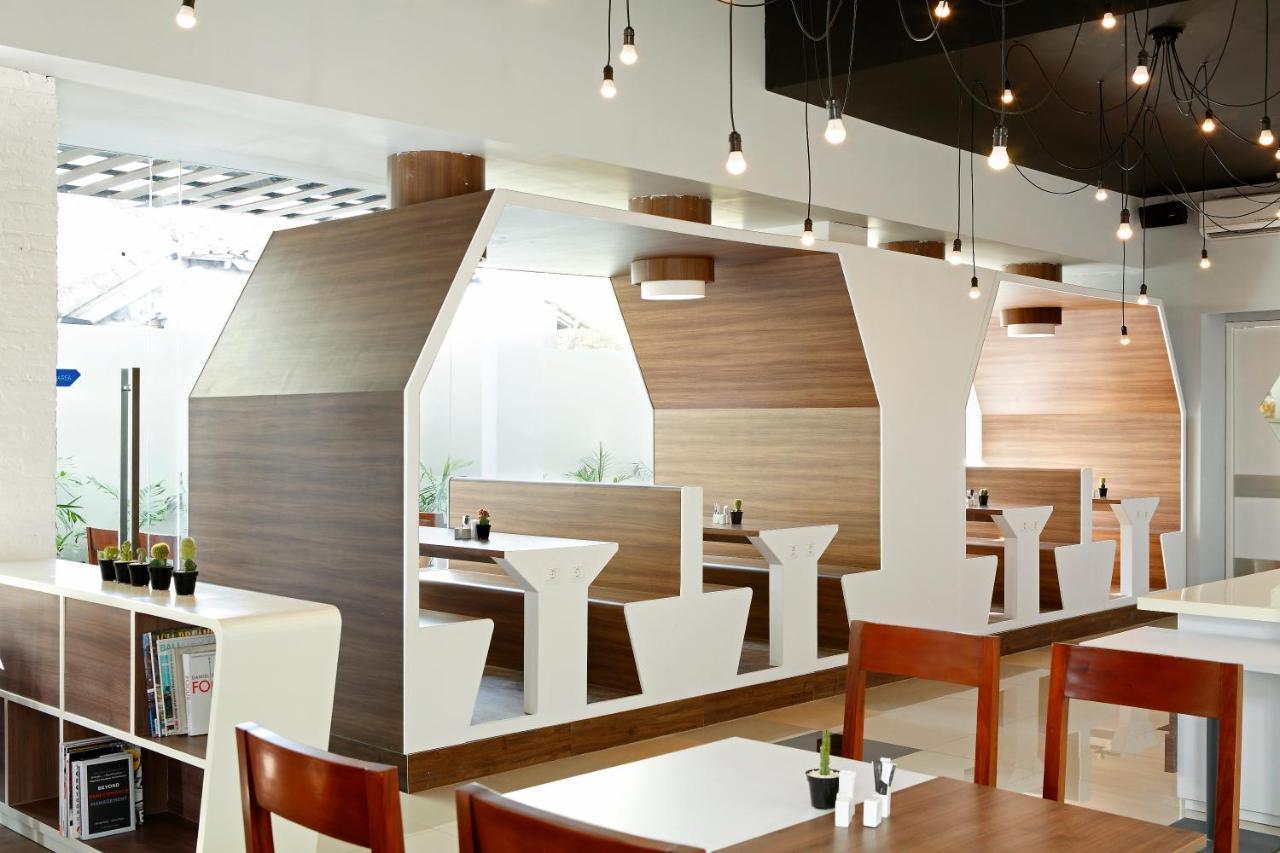 Berry Biz Hotel Sunset Road Σεμινιάκ Εξωτερικό φωτογραφία