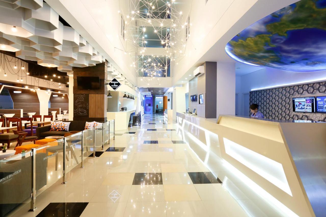 Berry Biz Hotel Sunset Road Σεμινιάκ Εξωτερικό φωτογραφία